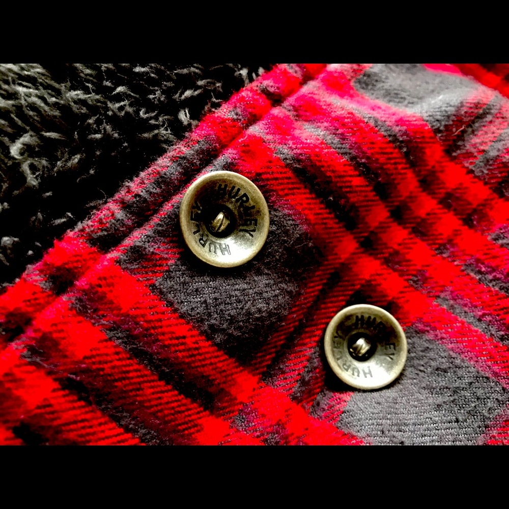 HURLEY HOODED FLANNEL JACKET/ COAT. SIZE XS. Sherpa w/ faux fur hood lining .